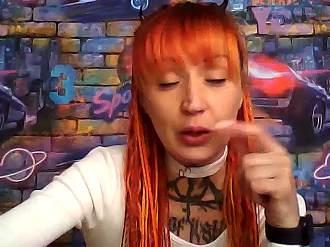 Tattoo  Moon online show from February 9, 2026, 4:43 am