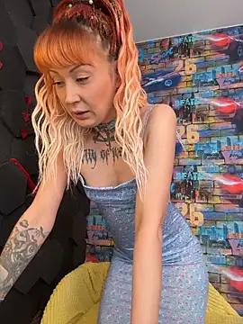 Tattoo  Moon online show from March 21, 2026, 1:29 am