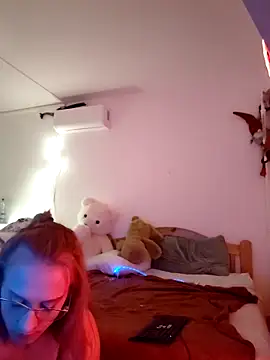 Snapshot of Bellaa25 chatting on February 11, 2026, 10:09 pm Bellaa25 online show from February 11, 2026, 10:09 pm