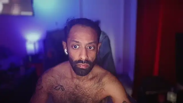 Snapshot of LilBrownPKB chatting on February 16, 2026, 7:45 pm LilBrownPKB online show from February 16, 2026, 7:45 pm