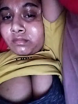 pihuu1313 online show from April 24, 2026, 9:00 am