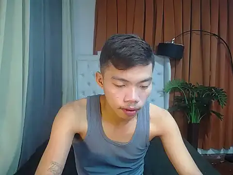 Snapshot of mike_cummer chatting on January 13, 2026, 12:36 am mike cummer online show from January 13, 2026, 12:36 am