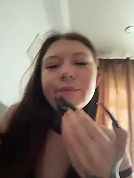 FionaMurr online show from May 23, 2026, 2:21 am