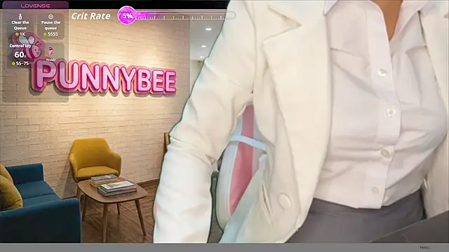 Snapshot of Punnybee chatting on July 20, 2026, 10:11 am Punnybee online show from July 20, 2026, 10:11 am