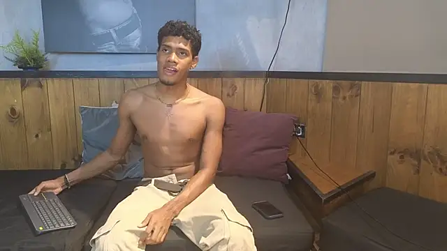 sweet  ethan online show from December 16, 2025, 3:22 am