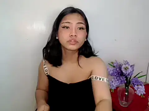 Secretfantasycum online show from April 6, 2026, 10:00 pm