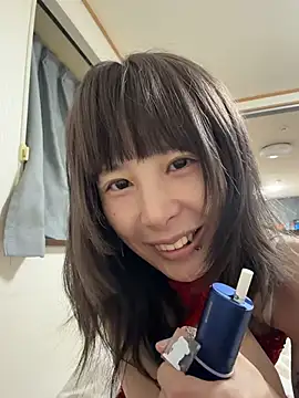 Snapshot of M_Lize chatting on December 16, 2025, 3:16 pm M Lize online show from December 16, 2025, 3:16 pm