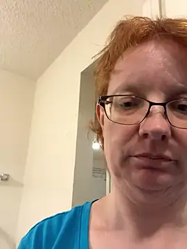 Snapshot of Lenaravenswood chatting on January 11, 2026, 5:58 am Lenaravenswood online show from January 11, 2026, 5:58 am