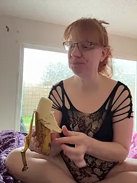 Snapshot of Lenaravenswood chatting on February 22, 2026, 8:43 pm Lenaravenswood online show from February 22, 2026, 8:43 pm