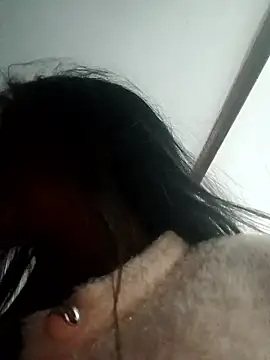 nehakapoor89 online show from December 22, 2025, 5:46 pm