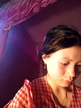 Snapshot of Lomay69 chatting on December 20, 2025, 3:20 am Lomay69 online show from December 20, 2025, 3:20 am