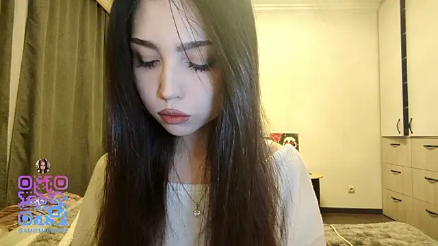 Qwami Amie online show from February 9, 2026, 12:36 pm