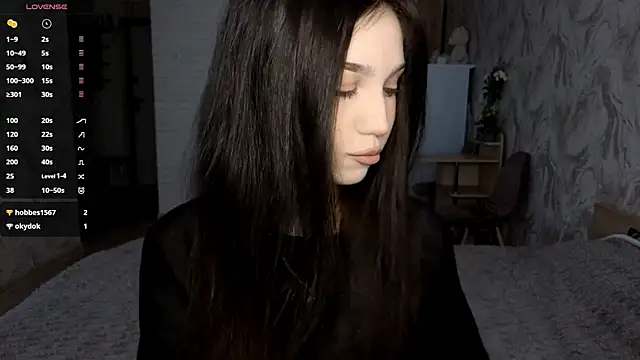 Snapshot of Qwami_Amie chatting on May 16, 2026, 6:45 am Qwami Amie online show from May 16, 2026, 6:45 am