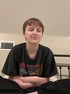 Snapshot of Lassie_Cassie chatting on December 16, 2025, 3:44 am Lassie Cassie online show from December 16, 2025, 3:44 am