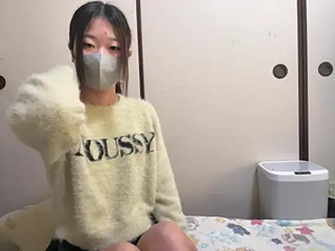 Snapshot of kuromi_chan_oo chatting on March 4, 2026, 10:28 pm kuromi chan oo online show from March 4, 2026, 10:28 pm
