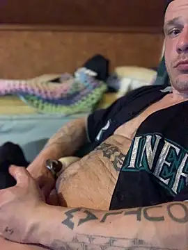 Snapshot of Ldnick69 chatting on March 3, 2026, 10:00 am Ldnick69 online show from March 3, 2026, 10:00 am