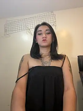 Snapshot of lil_cummer69 chatting on April 27, 2026, 2:15 pm lil cummer69 online show from April 27, 2026, 2:15 pm