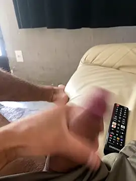 Snapshot of Lowdatriz chatting on December 14, 2025, 3:17 pm Lowdatriz online show from December 14, 2025, 3:17 pm