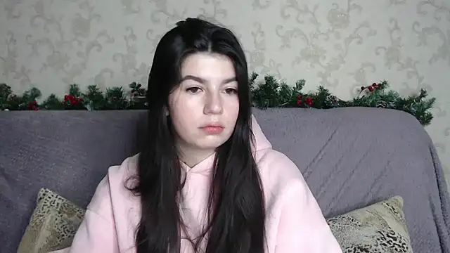 Snapshot of KisaModel chatting on January 9, 2026, 1:34 am KisaModel online show from January 9, 2026, 1:34 am