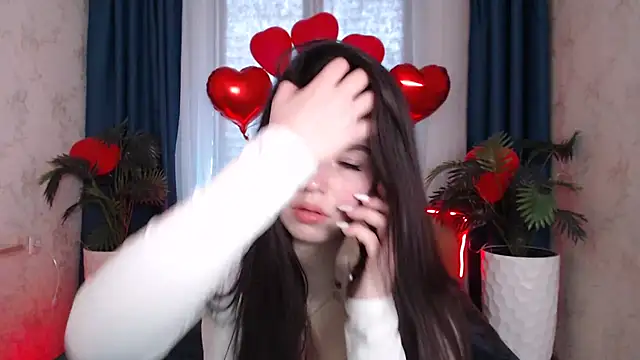 Snapshot of KisaModel chatting on February 18, 2026, 7:06 am KisaModel online show from February 18, 2026, 7:06 am