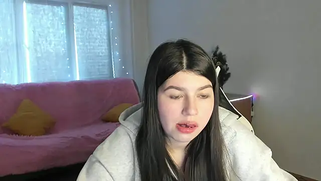 Snapshot of KisaModel chatting on January 16, 2026, 8:29 am KisaModel online show from January 16, 2026, 8:29 am