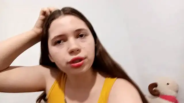 Snapshot of ClarisaCalvary chatting on December 16, 2025, 11:25 am ClarisaCalvary online show from December 16, 2025, 11:25 am