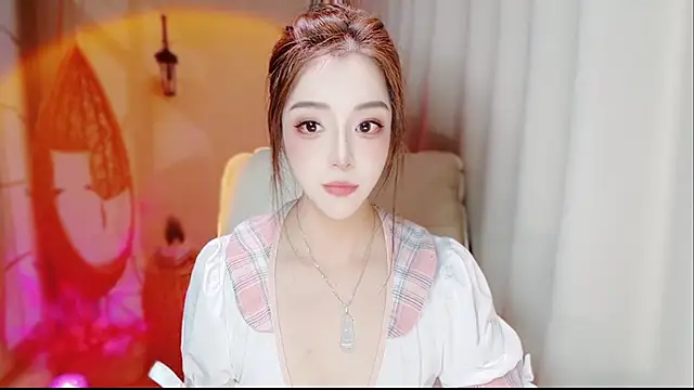 Snapshot of zizi-a chatting on February 28, 2026, 12:05 pm zizi-a online show from February 28, 2026, 12:05 pm