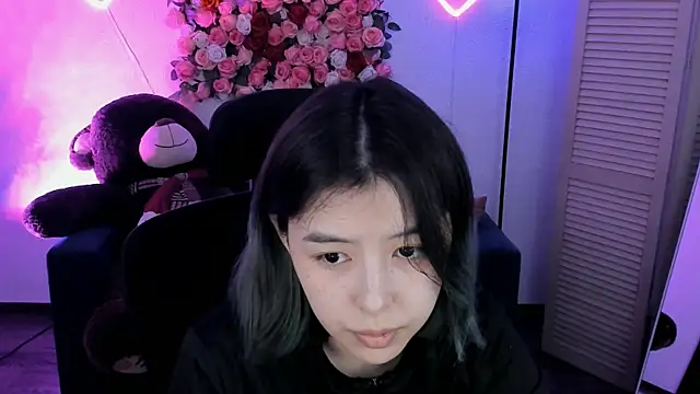Snapshot of SirenMystiq chatting on April 25, 2026, 7:11 pm SirenMystiq online show from April 25, 2026, 7:11 pm