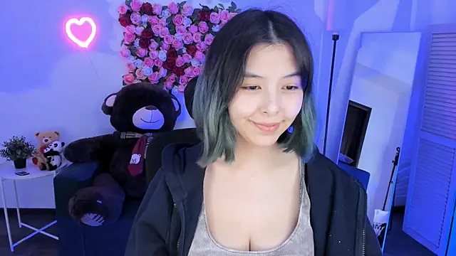 SirenMystiq online show from April 14, 2026, 7:30 pm