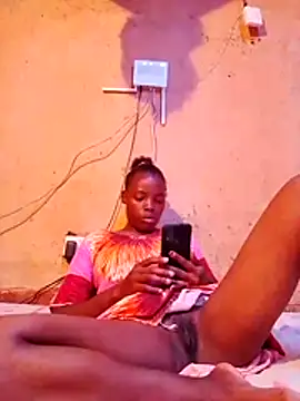 Snapshot of SEXY-NAIMA chatting on January 14, 2026, 6:06 am SEXY-NAIMA online show from January 14, 2026, 6:06 am