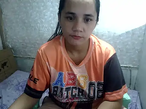 Snapshot of sxy_leilani_pinay chatting on April 16, 2026, 10:38 am sxy leilani pinay online show from April 16, 2026, 10:38 am