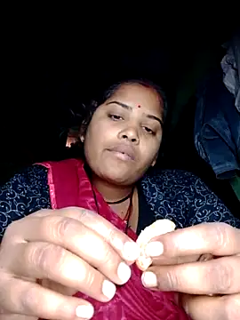 Snapshot of Sk_pinki chatting on February 9, 2026, 7:06 am Sk pinki online show from February 9, 2026, 7:06 am