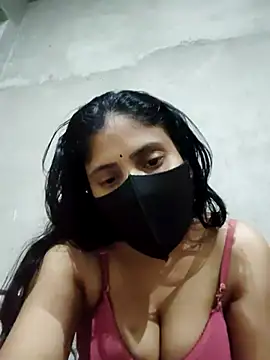 Snapshot of kanika05 chatting on February 1, 2026, 8:40 pm kanika05 online show from February 1, 2026, 8:40 pm