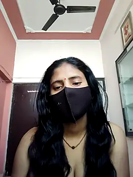 Snapshot of kanika05 chatting on January 13, 2026, 7:12 am kanika05 online show from January 13, 2026, 7:12 am