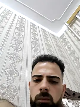 Snapshot of Seymur99 chatting on December 13, 2025, 10:05 pm Seymur99 online show from December 13, 2025, 10:05 pm