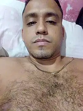 Snapshot of lesoley chatting on December 15, 2025, 4:35 pm lesoley online show from December 15, 2025, 4:35 pm