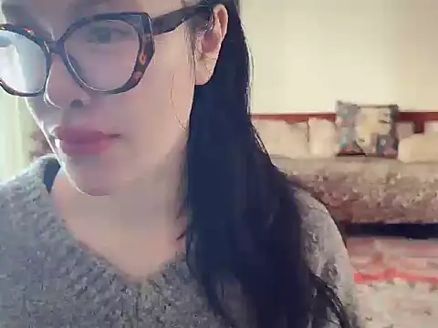 Aisha-AA online show from December 18, 2025, 7:35 am