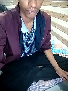 Snapshot of xoupleaura chatting on December 16, 2025, 10:30 am xoupleaura online show from December 16, 2025, 10:30 am