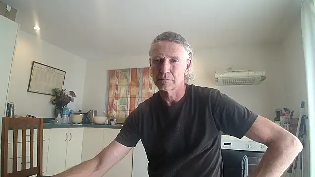 Snapshot of Andypie6 chatting on January 9, 2026, 2:51 am Andypie6 online show from January 9, 2026, 2:51 am