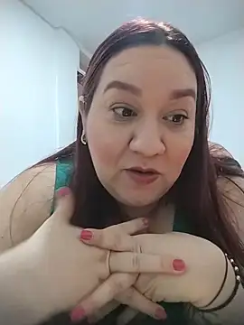 Snapshot of sharon_G chatting on May 13, 2026, 6:04 pm sharon G online show from May 13, 2026, 6:04 pm