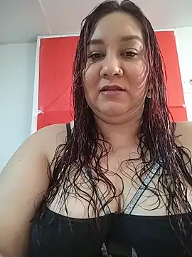 Snapshot of sharon_G chatting on May 14, 2026, 6:05 pm sharon G online show from May 14, 2026, 6:05 pm