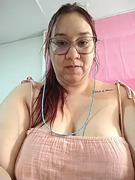 Snapshot of sharon_G chatting on May 7, 2026, 6:00 pm sharon G online show from May 7, 2026, 6:00 pm