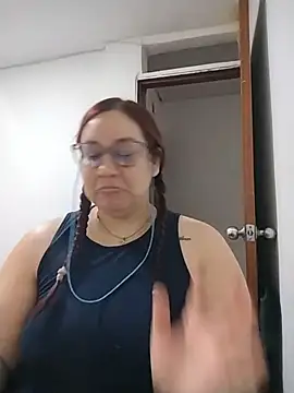 Snapshot of sharon_G chatting on May 2, 2026, 6:13 pm sharon G online show from May 2, 2026, 6:13 pm
