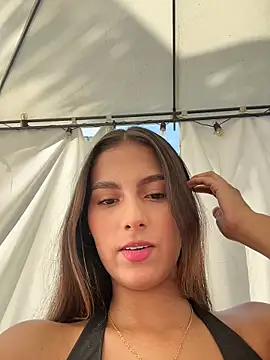 Snapshot of Valeria-escobar chatting on January 9, 2026, 1:51 pm Valeria-escobar online show from January 9, 2026, 1:51 pm