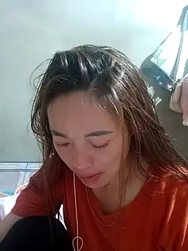 Snapshot of little-effy chatting on April 16, 2026, 1:12 pm little-effy online show from April 16, 2026, 1:12 pm