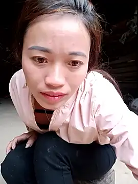 little-effy online show from February 6, 2026, 12:50 am