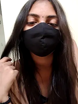 Snapshot of Delhikidevi chatting on April 15, 2026, 4:22 pm Delhikidevi online show from April 15, 2026, 4:22 pm
