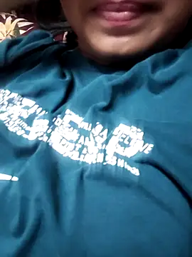 Snapshot of Delhikidevi chatting on July 20, 2026, 5:37 pm Delhikidevi online show from July 20, 2026, 5:37 pm