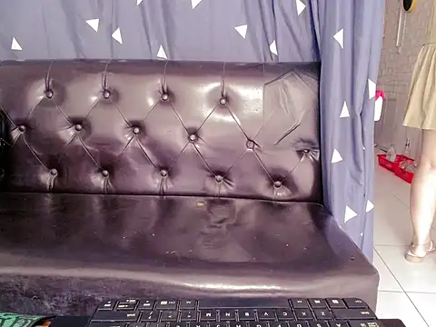 Snapshot of Minashow999 chatting on December 16, 2025, 3:55 am Minashow999 online show from December 16, 2025, 3:55 am