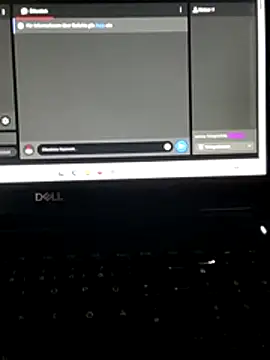 Snapshot of Spritzfreund chatting on March 28, 2026, 5:03 pm Spritzfreund online show from March 28, 2026, 5:03 pm